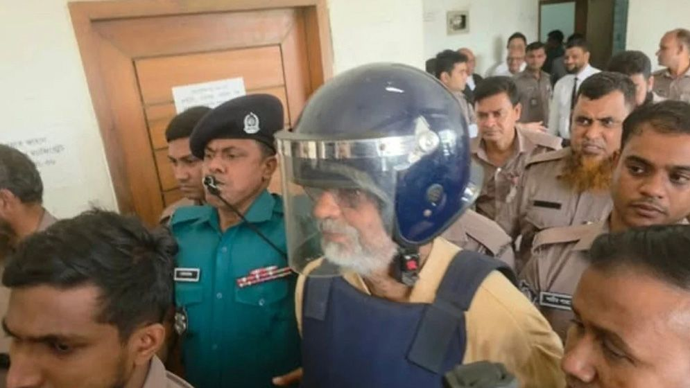 জামিন নামঞ্জুরের পর কারাগারে আখতারুজ্জামান
