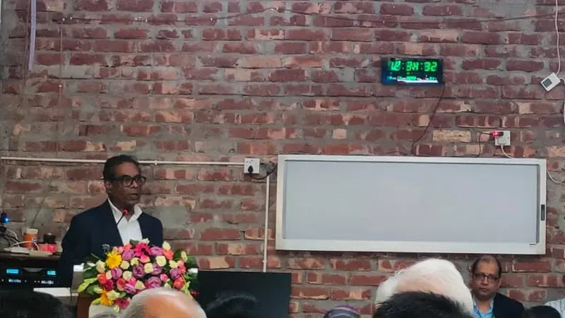 হাম নিয়ন্ত্রণে আসতে আরও দুই-তিন মাস লাগতে পারে: স্বাস্থ্য প্...