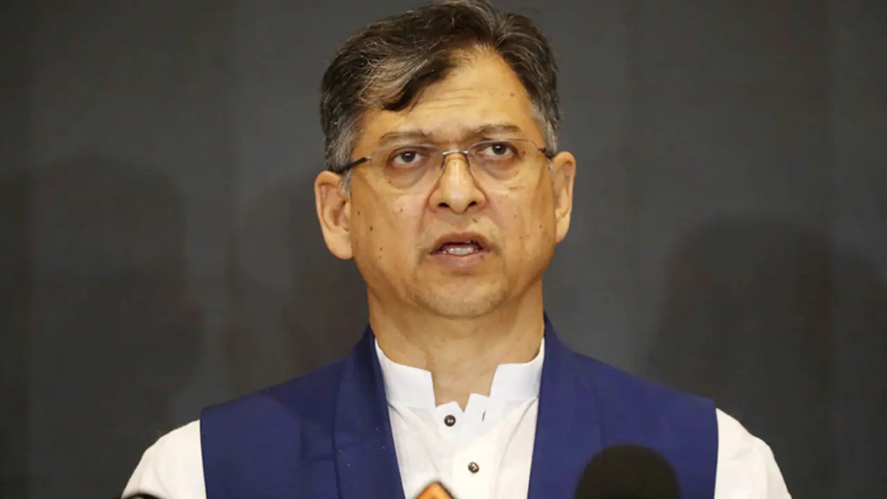 ৩১ দফা দেয়, ৩২ দফা পর্যন্ত পূরণ করে—এর নাম বিএনপি: সালাহউদ্দিন