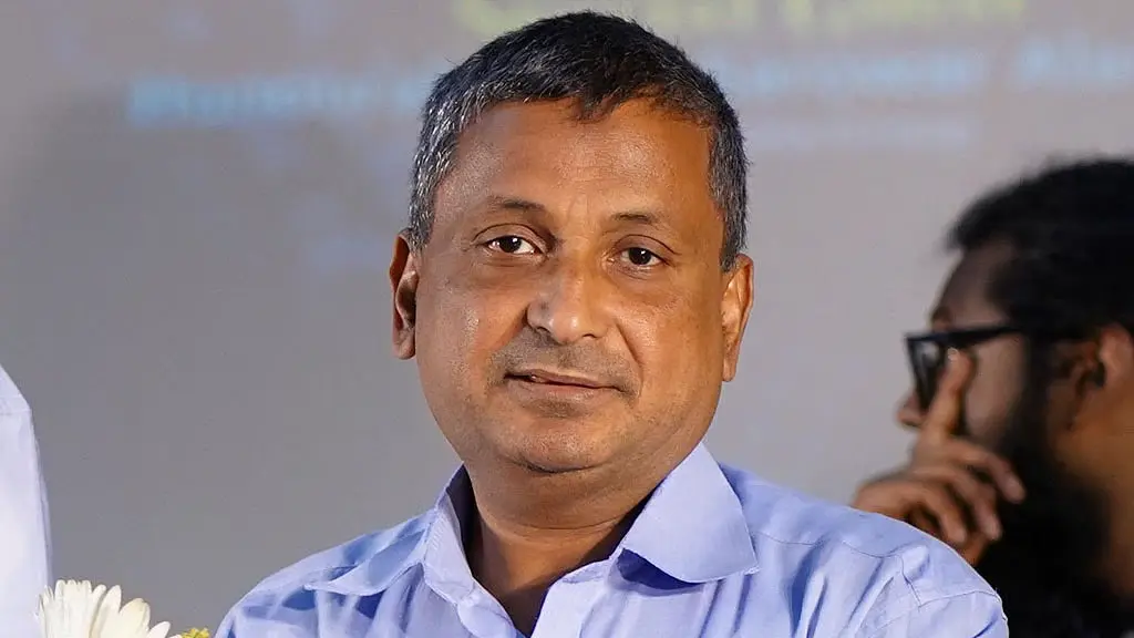 সরোয়ার আলমগীরের এমপি পদ বহাল