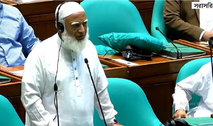 ‘স্বরাষ্ট্রমন্ত্রী নিজেকে কী মনে করেন? তার ছাত্র হতে সংসদে আসিনি’, সংসদে শফিকুর রহমান