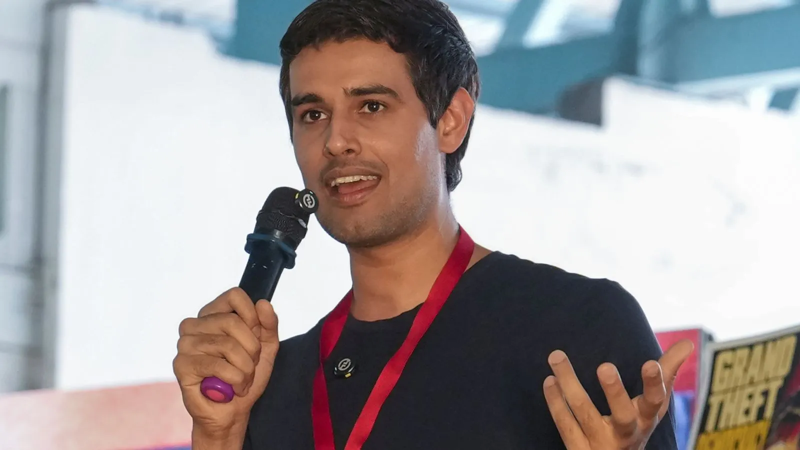 যন্তর মন্তরে বিক্ষোভে যাওয়ার আগেই আটক ধ্রুব রাঠি
