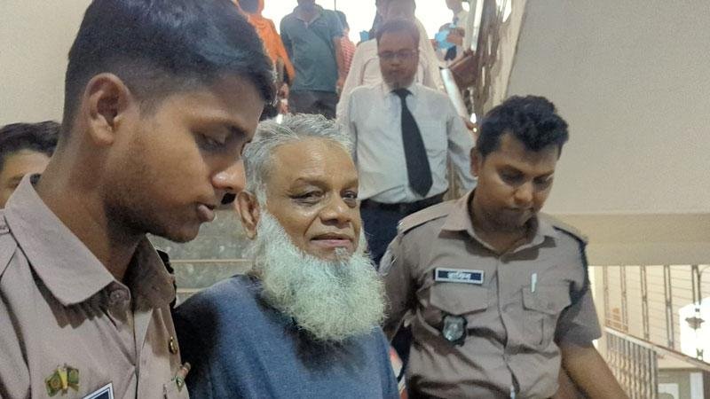 সংযুক্ত ছবি