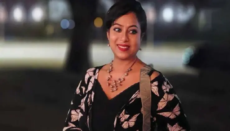 ‘মিথ্যা সাময়িক, কিন্তু সত্য চিরস্থায়ী’—শাবনূরের রহস্যময় বার্তা