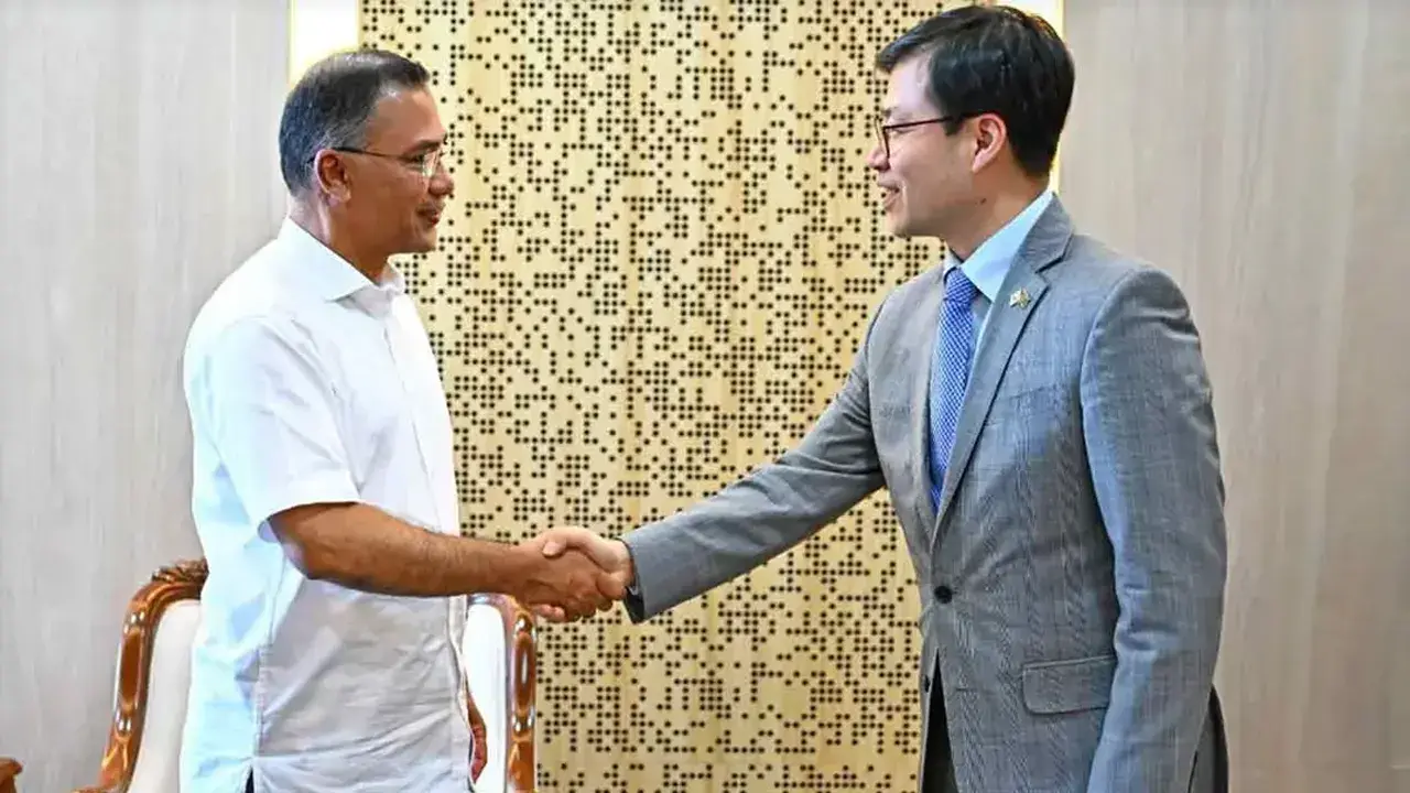 বাংলাদেশ-দক্ষিণ কোরিয়া অর্থনৈতিক অংশীদারত্ব চুক্তি নিয়ে প্রধানমন্ত্রীর সঙ্গে বৈঠক