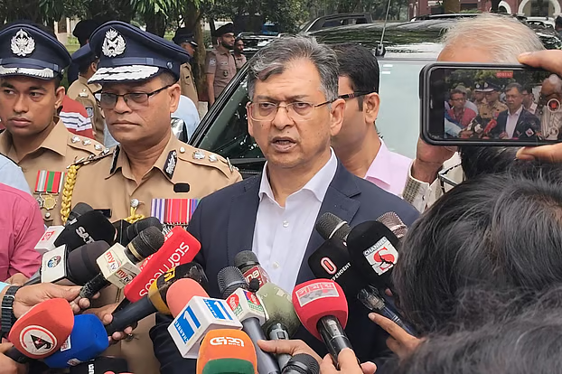 তুরাগে সাবেক বিমানবাহিনী কর্মকর্তার মরদেহ, তদন্তের আগে মন্তব...